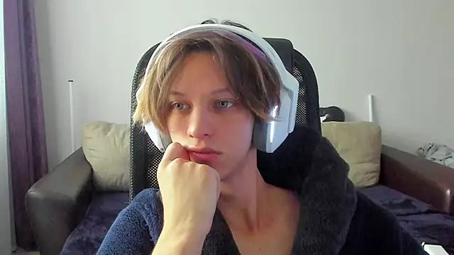 Ostin meow online show from 11/10/25, 03:55