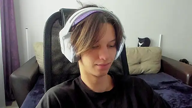 Ostin meow online show from 11/15/25, 07:23