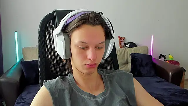 Ostin meow online show from 02/25/26, 07:08