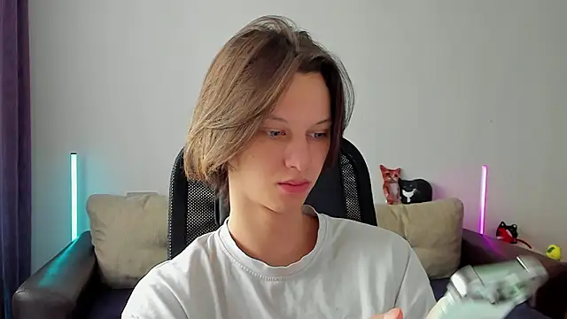 Ostin meow online show from 03/13/26, 07:24