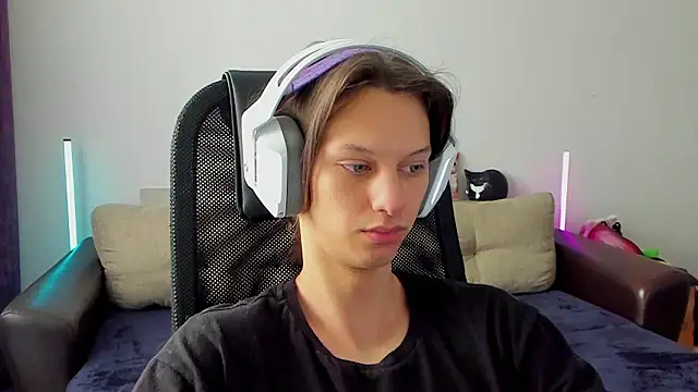 Ostin meow online show from 03/03/26, 07:48