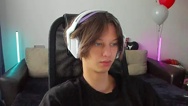 Ostin meow online show from 01/13/26, 08:18