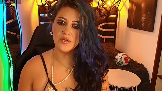 Snapshot of scarleth_blue chatting on 07/09/26, 02:56 scarleth blue online show from 07/09/26, 02:56