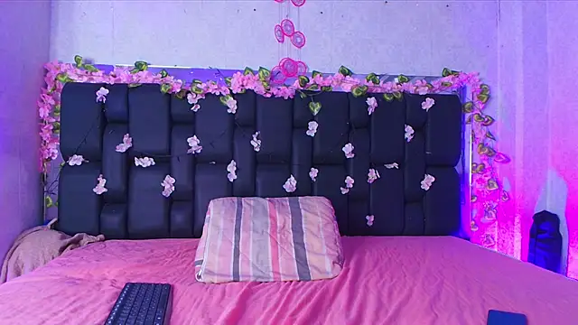 Snapshot of canela_oss chatting on 09/14/25, 11:54 canela oss online show from 09/14/25, 11:54
