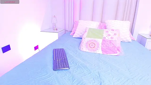 canela oss online show from 11/05/25, 11:57