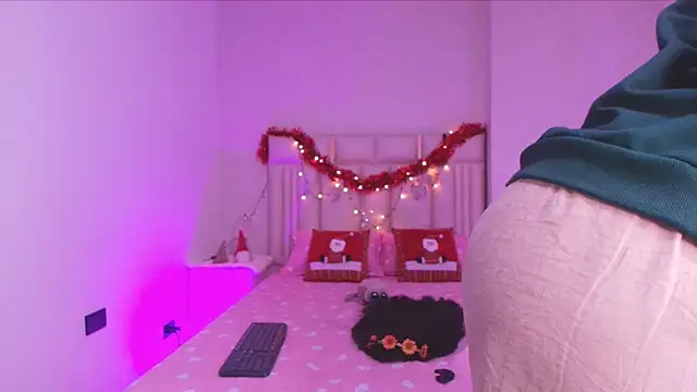 canela oss online show from 12/17/25, 11:59