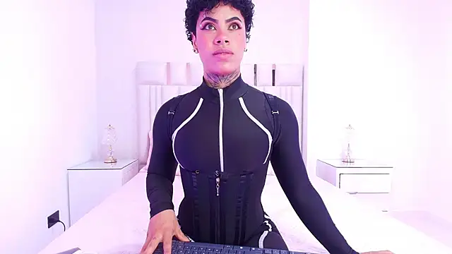 canela oss online show from 11/04/25, 11:58