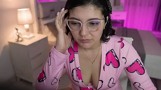 Camilaa bueno online show from 01/22/25, 03:09