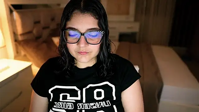 Camilaa bueno online show from 11/05/25, 12:25