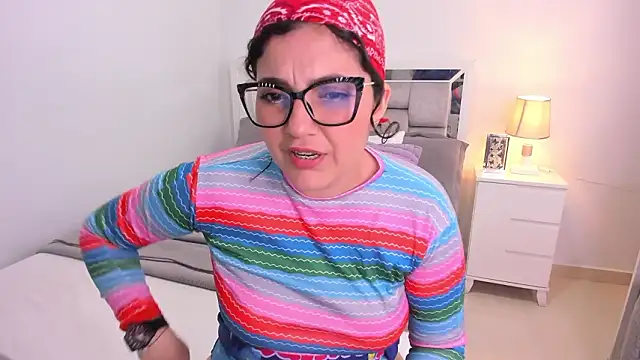 Camilaa bueno online show from 03/28/26, 11:39