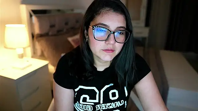 Camilaa bueno online show from 01/10/26, 11:22