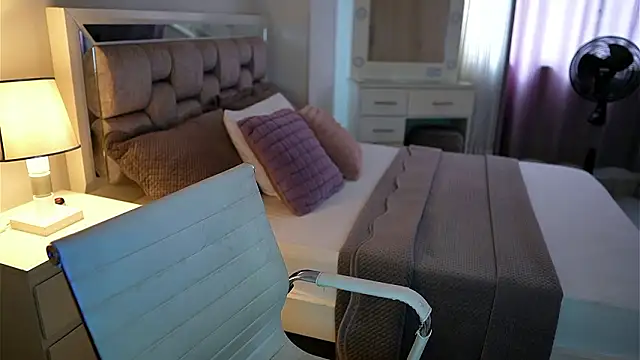 Camilaa bueno online show from 02/07/26, 05:43