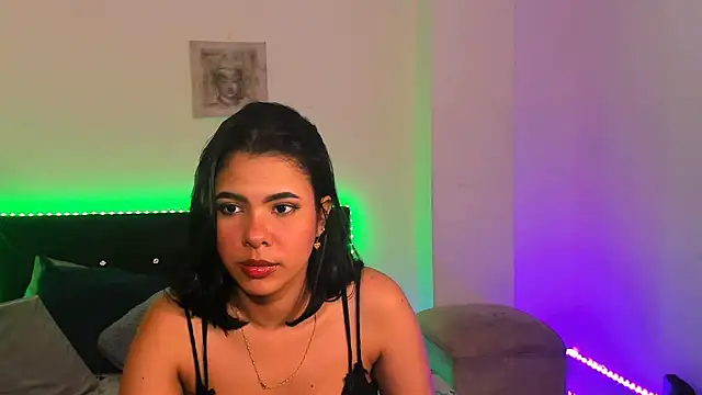 Snapshot of sharon_and_myke chatting on 12/03/24, 03:15 sharon and myke online show from 12/03/24, 03:15