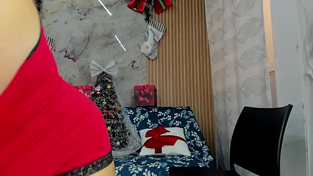 Any topless online show from 12/19/25, 11:01