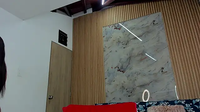 Any topless online show from 11/13/25, 11:03