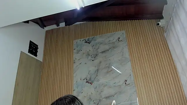 Any topless online show from 11/06/25, 11:03