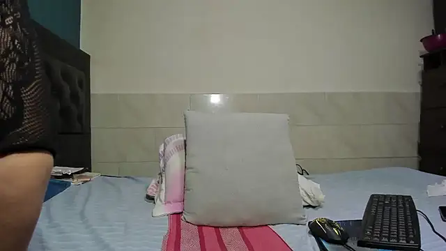 Stephannie  online show from 03/22/26, 08:54