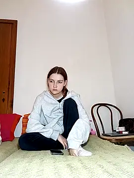 ella grays online show from 12/19/25, 05:48