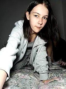 ella grays online show from 04/14/26, 07:08