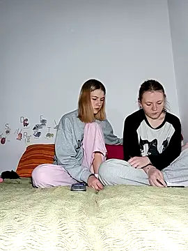 ella grays online show from 03/16/26, 09:06