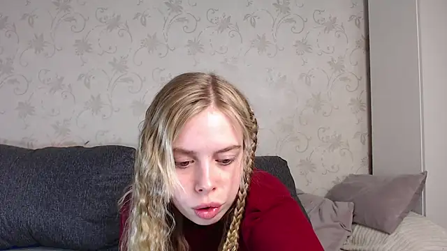 Snapshot of sofiaa_here chatting on 02/10/26, 12:09 sofiaa here online show from 02/10/26, 12:09