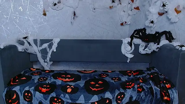 Snapshot of sofiaa_here chatting on 10/20/25, 03:08 sofiaa here online show from 10/20/25, 03:08