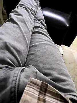 Snapshot of faaseel chatting on 03/10/25, 08:39 faaseel online show from 03/10/25, 08:39