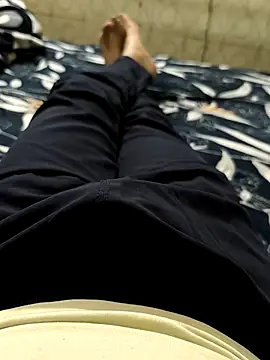 Snapshot of faaseel chatting on 02/25/25, 06:12 faaseel online show from 02/25/25, 06:12