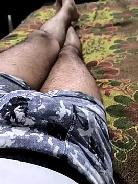 Snapshot of faaseel chatting on 09/21/25, 03:17 faaseel online show from 09/21/25, 03:17