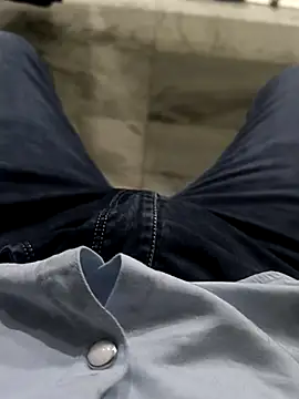 Snapshot of faaseel chatting on 02/23/25, 08:06 faaseel online show from 02/23/25, 08:06