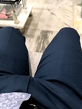 Snapshot of faaseel chatting on 09/22/25, 07:14 faaseel online show from 09/22/25, 07:14