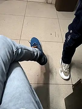 Snapshot of faaseel chatting on 02/27/25, 12:56 faaseel online show from 02/27/25, 12:56