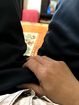 Snapshot of faaseel chatting on 03/10/25, 04:35 faaseel online show from 03/10/25, 04:35