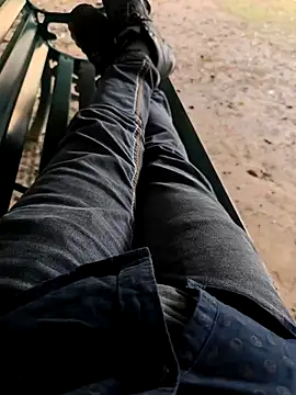 Snapshot of faaseel chatting on 10/09/25, 08:59 faaseel online show from 10/09/25, 08:59