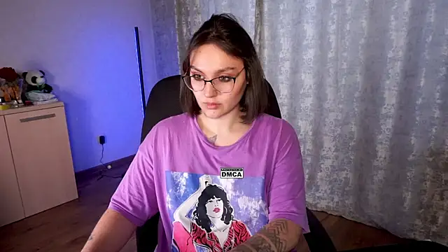 Hoot owl cb online show from 10/22/25, 03:06