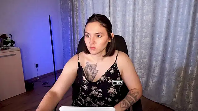 Hoot owl cb online show from 10/31/25, 04:09