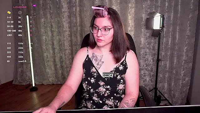 Hoot owl cb online show from 02/22/26, 05:03