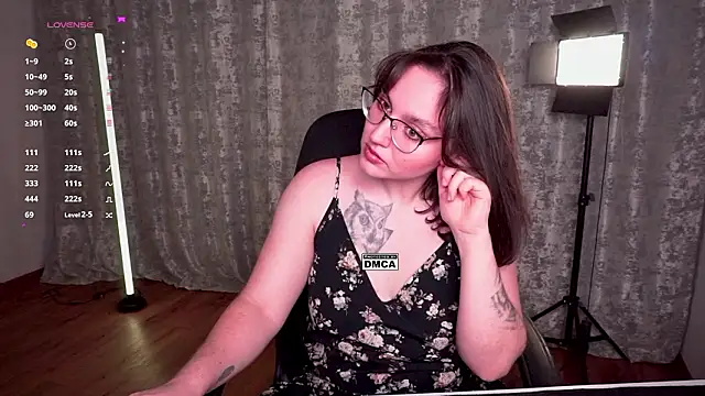 Hoot owl cb online show from 02/23/26, 08:31