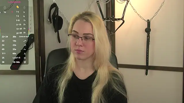 Snapshot of jeancolex chatting on 10/06/25, 06:03 jeancolex online show from 10/06/25, 06:03