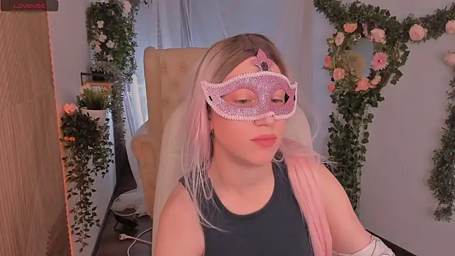 Snapshot of jeancolex chatting on 12/11/24, 05:10 jeancolex online show from 12/11/24, 05:10