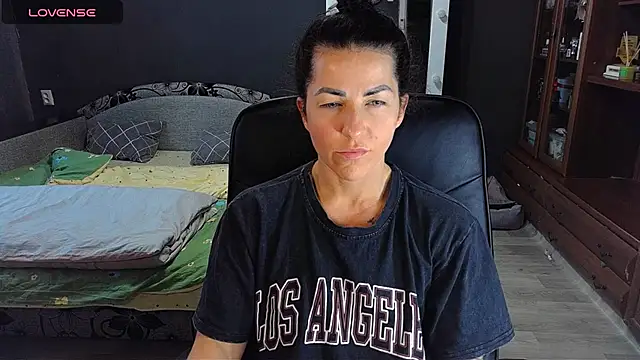 Aria Dl online show from 04/18/26, 09:33