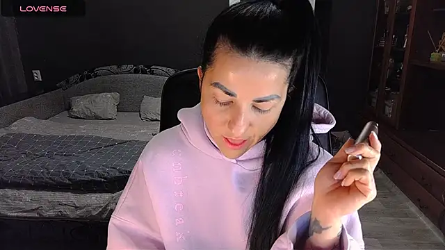 Aria Dl online show from 01/13/26, 03:16