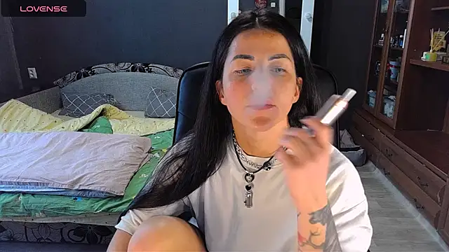 Aria Dl online show from 04/15/26, 09:48