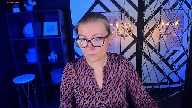 Snapshot of AlexandraKind chatting on 03/03/25, 01:12 AlexandraKind online show from 03/03/25, 01:12