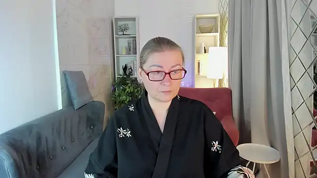 AlexandraKind online show from 11/09/25, 01:37