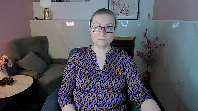 AlexandraKind online show from 12/03/25, 02:16