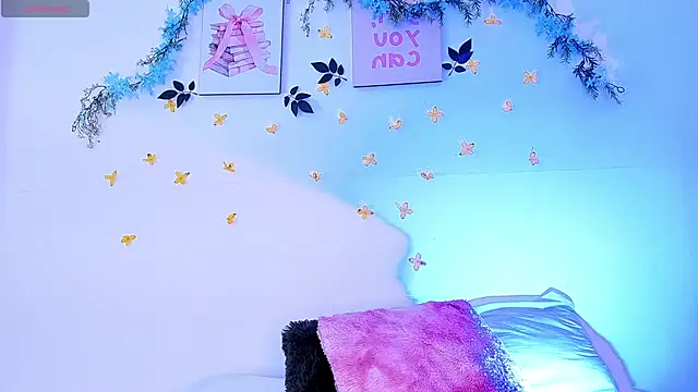  karenestrada online show from 11/21/25, 07:07