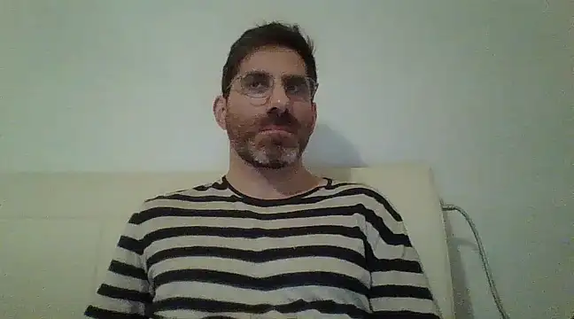 Snapshot of alcatraz009 chatting on 02/16/25, 09:38 alcatraz009 online show from 02/16/25, 09:38