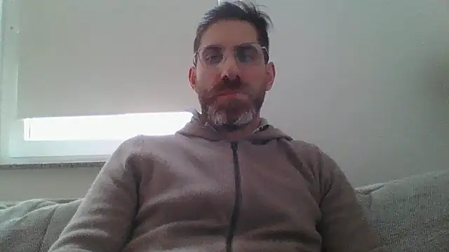 Snapshot of alcatraz009 chatting on 01/24/25, 12:10 alcatraz009 online show from 01/24/25, 12:10