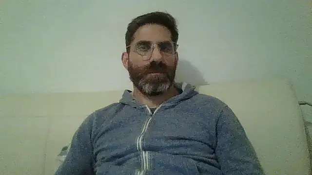 Snapshot of alcatraz009 chatting on 12/30/24, 10:34 alcatraz009 online show from 12/30/24, 10:34